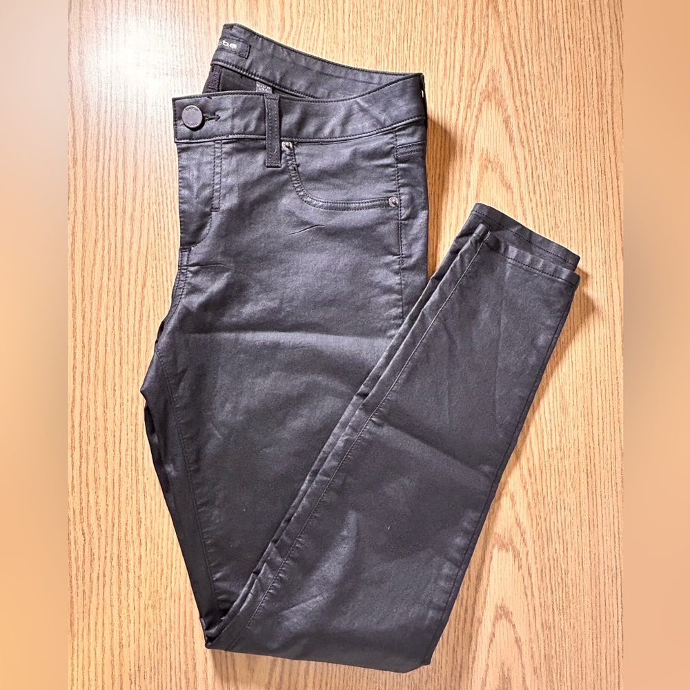 Black BEBE Women‘s Black Faux Liquid Leather Zip - Up High Waist Slim Fit Pant